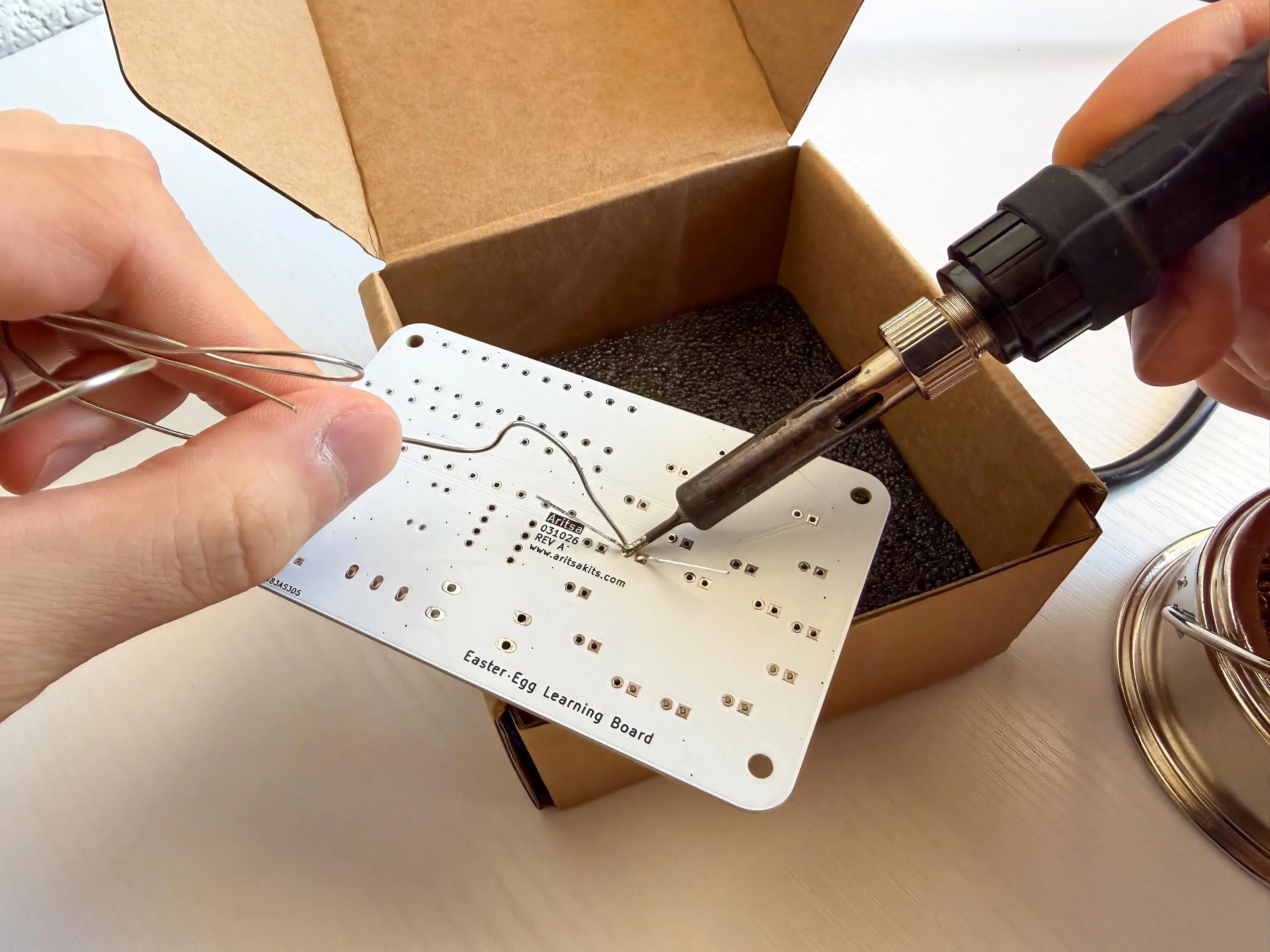 Egg Circuit LED Soldering Kit